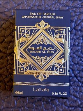 New un opens Men Lattafa Badee Al Oud Eau de Parfum - Navy & Gold Packaging